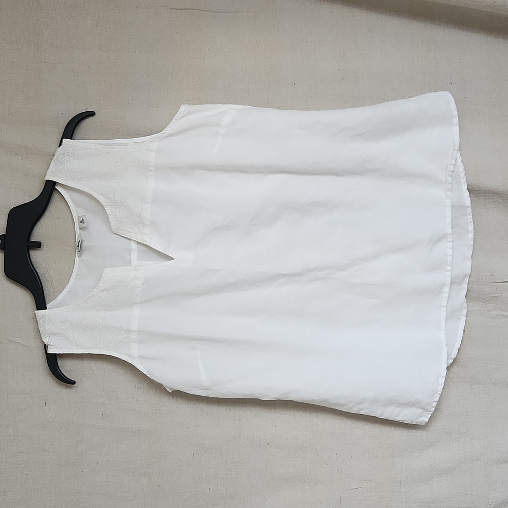 L.L. Bean White Top